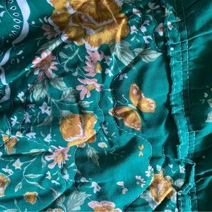 Vintage 70’s Bright Floral Ruffled edge Bedspread Full Size Bohemian 60s